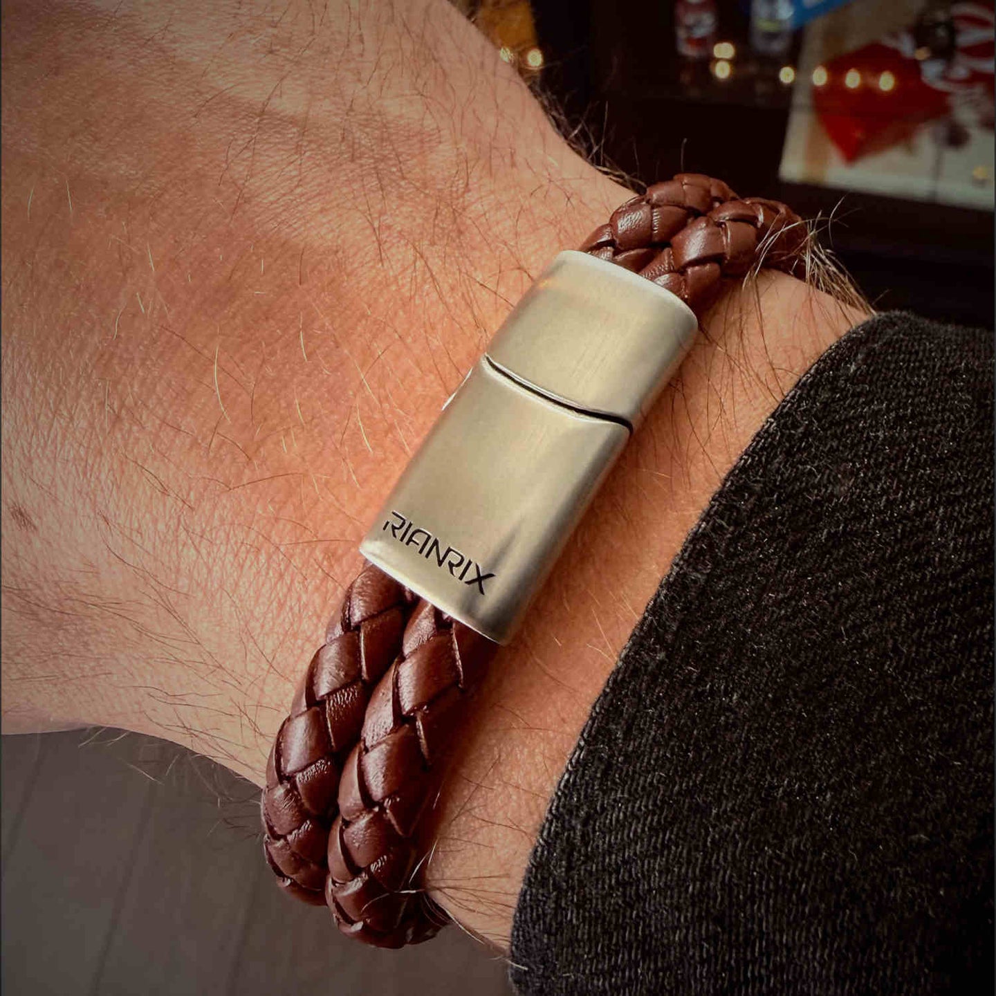 Beckett - 6mm Premium Double-Layer Leather Bracelet ( Saddle Brown)