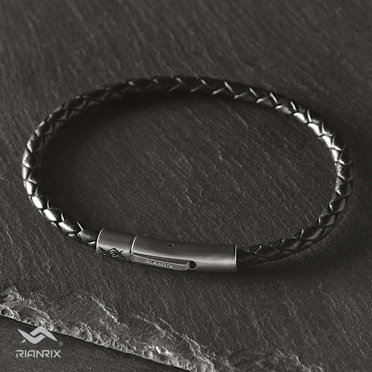 Cole - 4mm bolo genuine leather bracelet in black