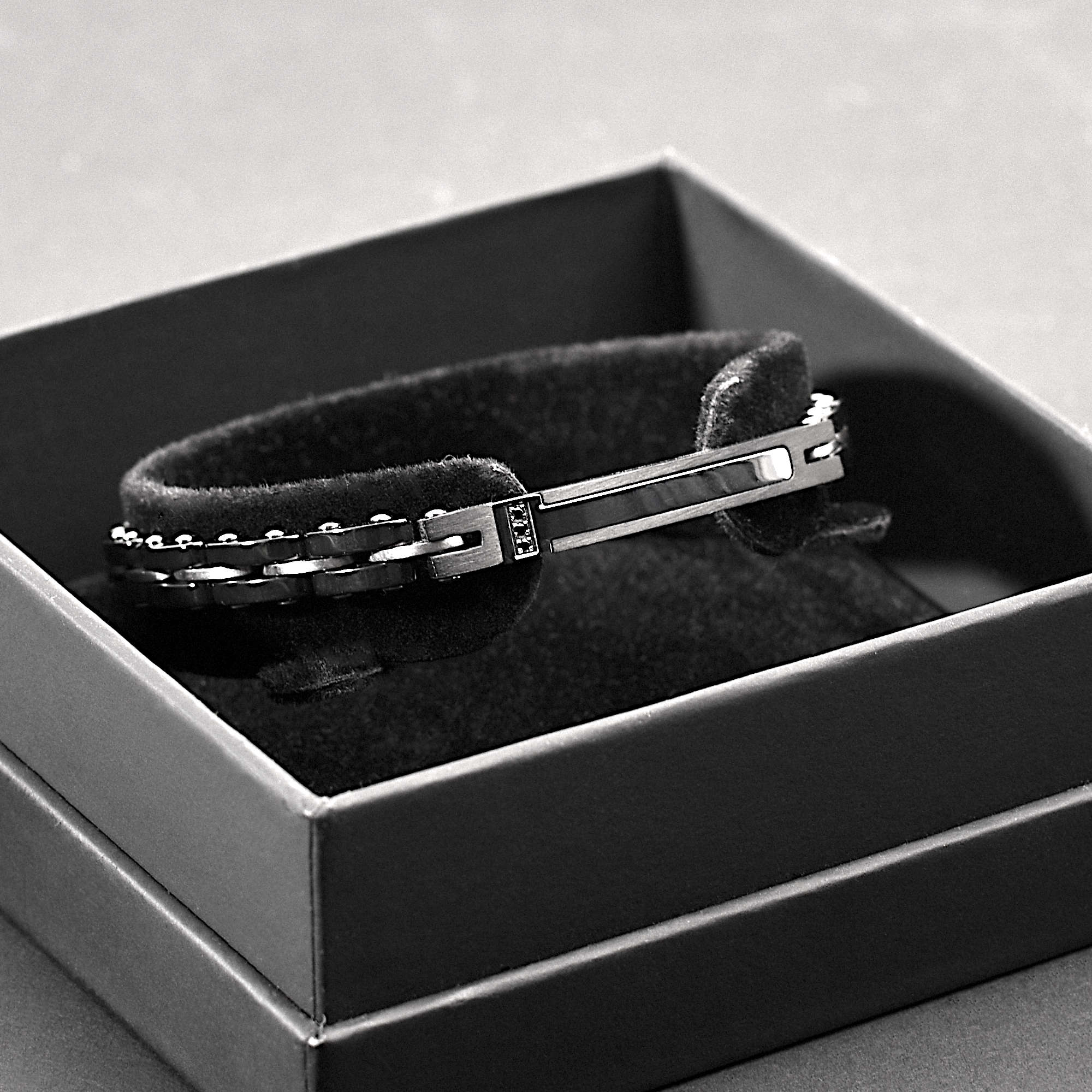 Kronox - Adjustable Stainless Steel Chain Bracelet
