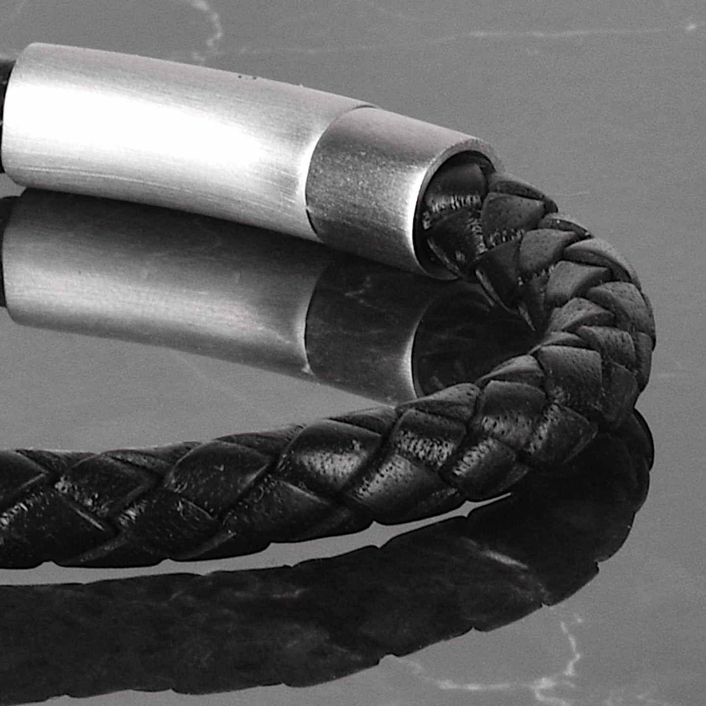 Raven Genuine Leather Bracelet in classic black, product picture close up