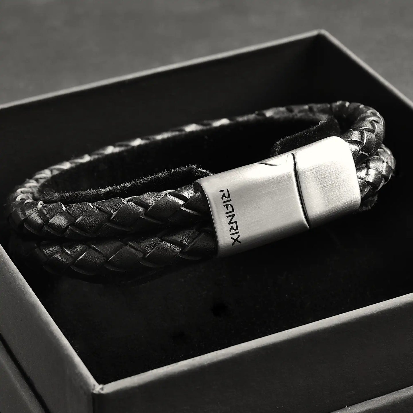 Rhys – 6mm Black Leather Bracelet