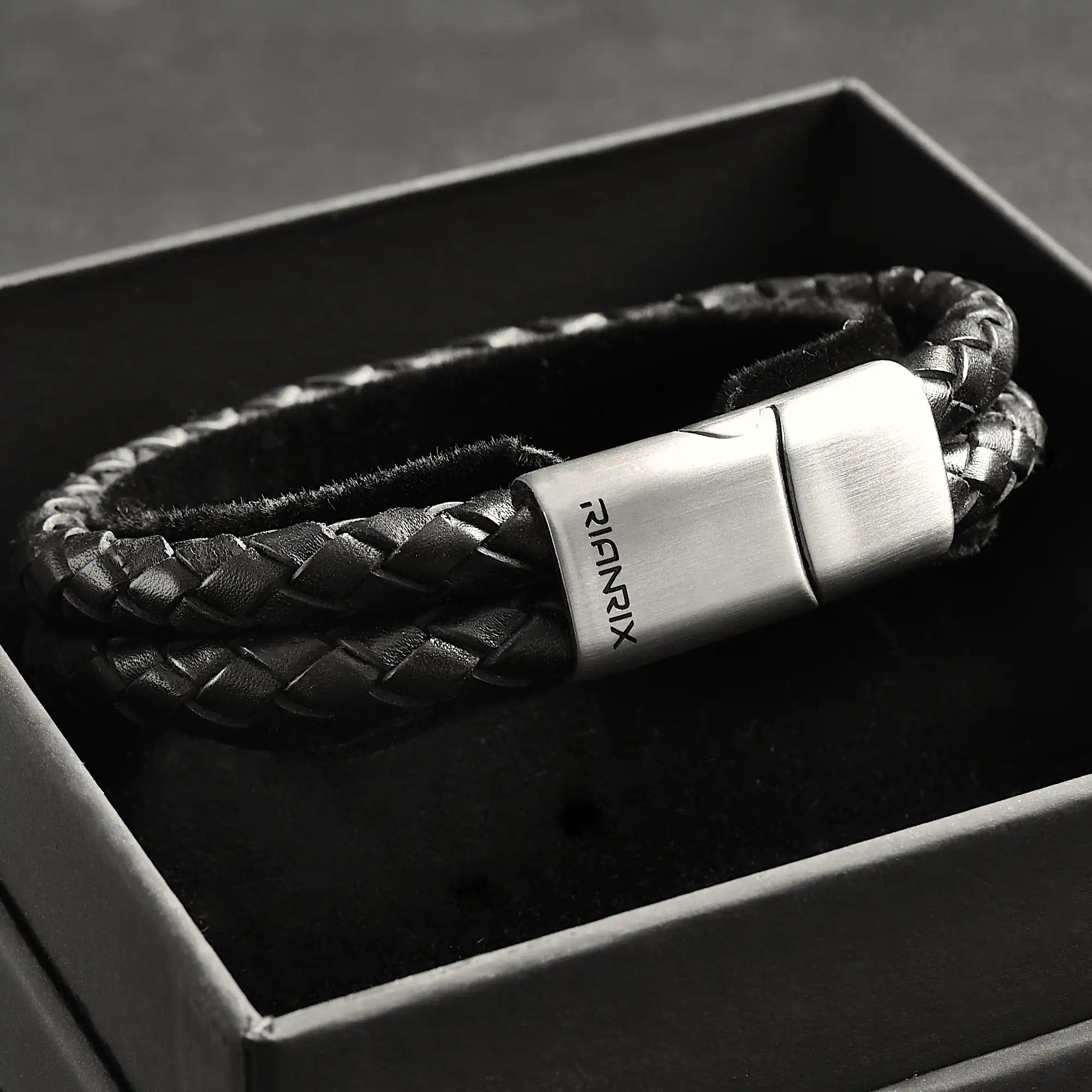Rhys – 6mm Black Leather Bracelet